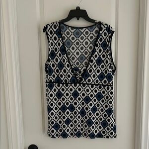 Fave Geometric Blue and Black Women's Top